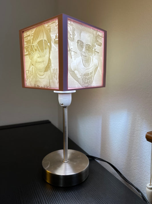 Minimalist 3D Photo Lamp - Custom 3D Lithophane Lamp